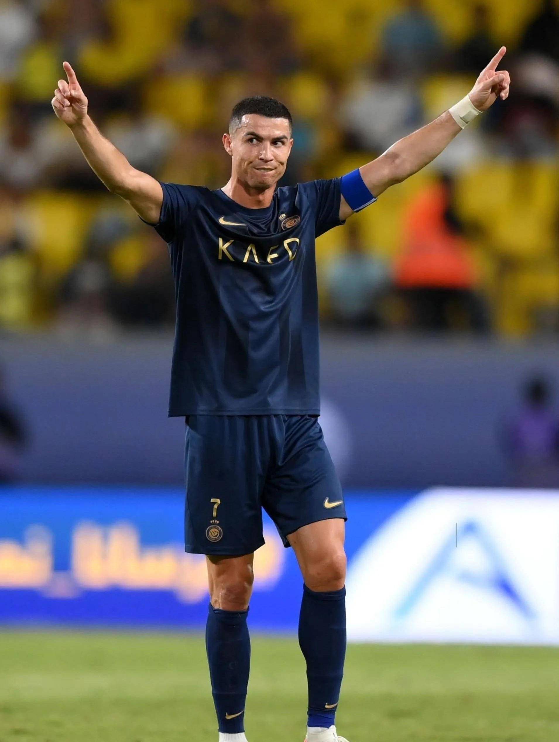 赵继伟通过体测仍无法出战 杨鸣：杨瀚森离队未影响青岛