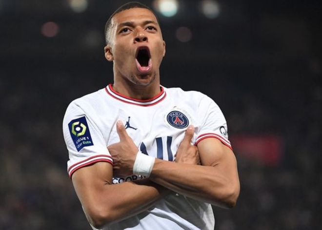 英雄联盟WASD操作上线，堪称物理外挂，轻松走位加技能自瞄