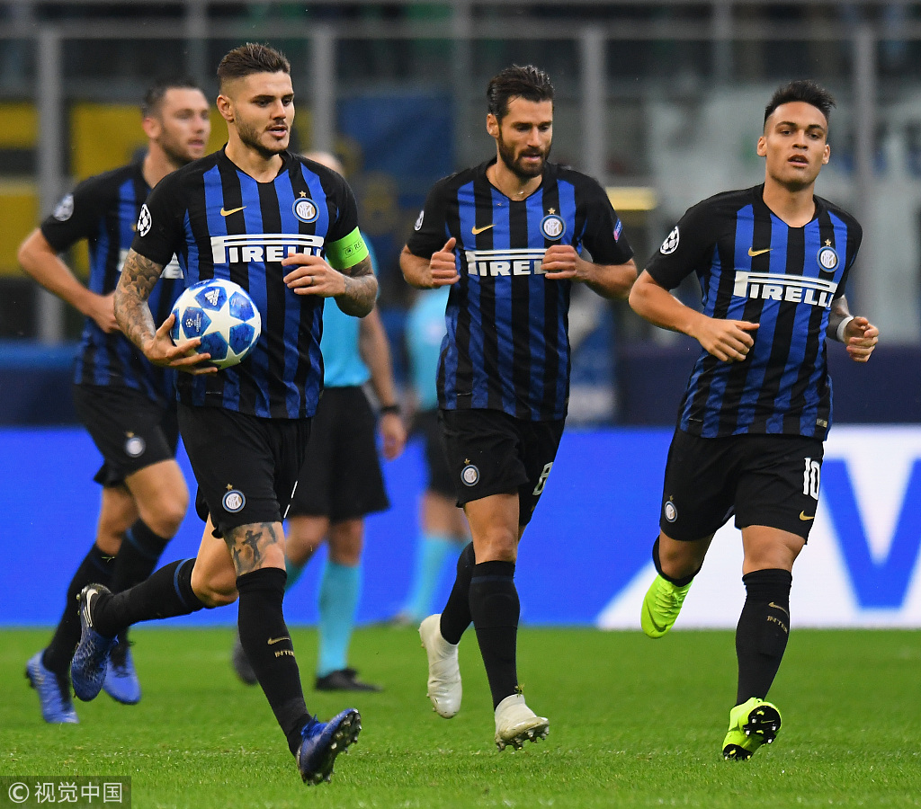 湖人关键时刻五大太有摧毁性了！全2米，攻守兼备，一波带走比赛